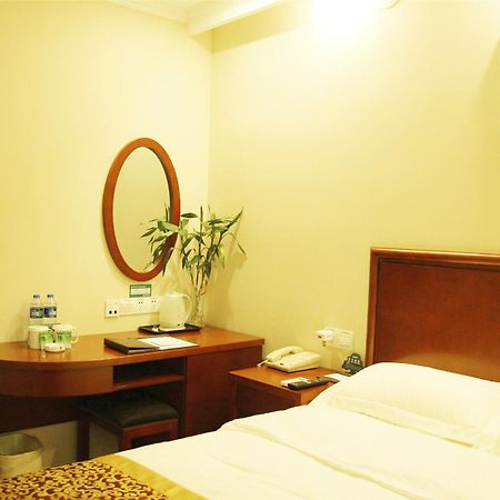 Greentree Inn Anhui Huaibei Renmin Road Business Hotel エクステリア 写真