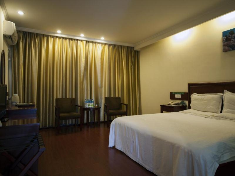 Greentree Inn Anhui Huaibei Renmin Road Business Hotel エクステリア 写真